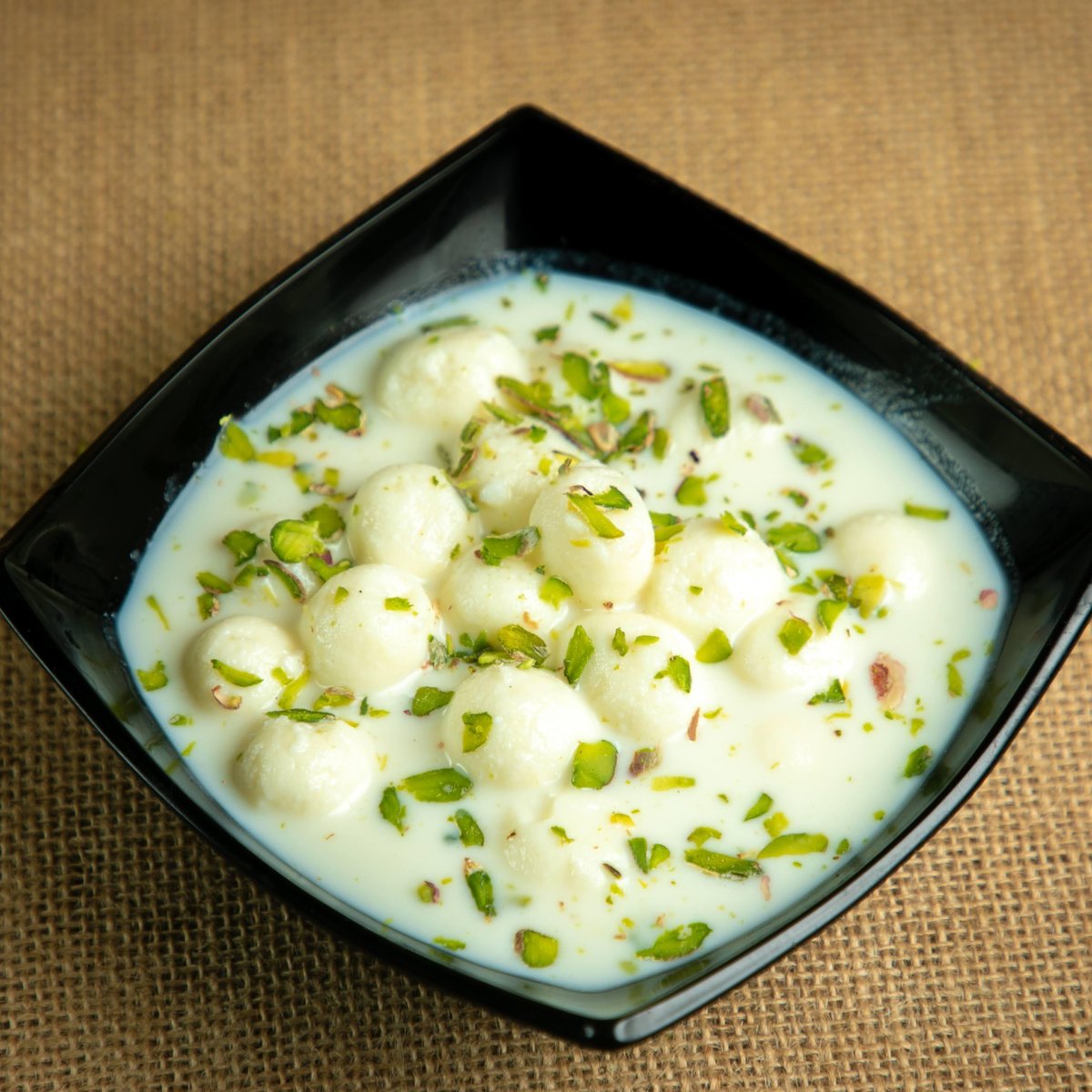 Angoori Rabri