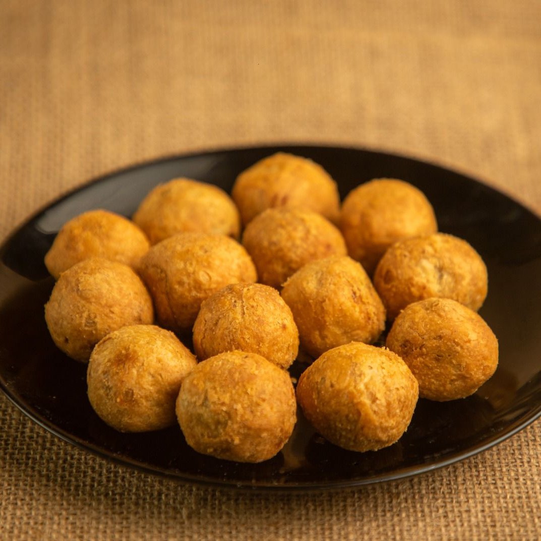 Besan Laddu