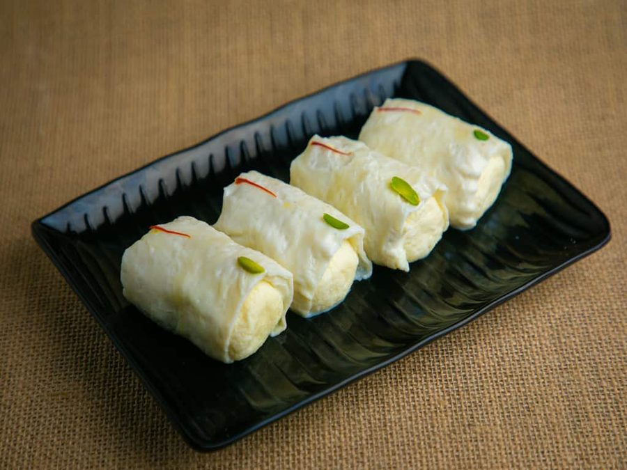 Kesar Malai Roll